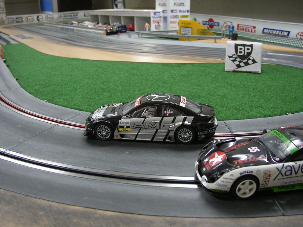 HORNBY MERCEDES CLK-DTM et TVR TUSCAN 400